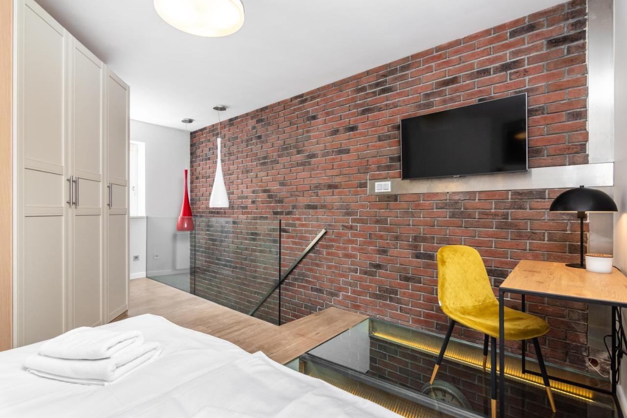 Dwupoziomowy Apartament Na Starym Podgorzu - By Upstairs Cracovia Exterior foto
